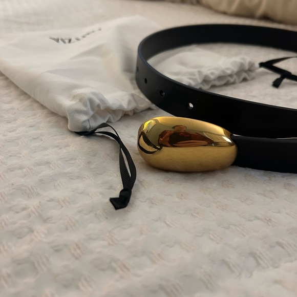 Aritzia Looper Solid Brass Leather Belt, Sz S - Picture 3 of 6